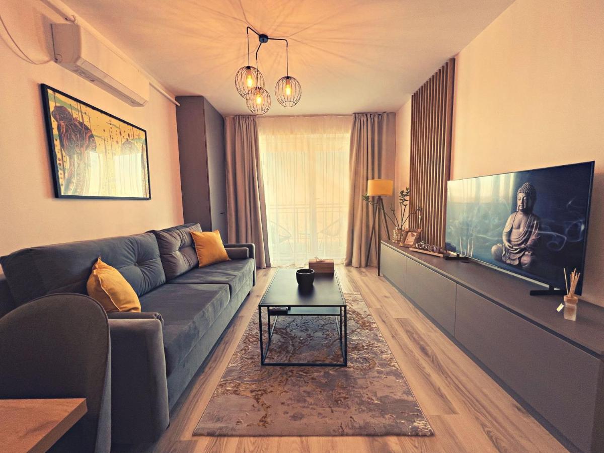 Panoramic Forest View Apartment Dumbravita  Dış mekan fotoğraf